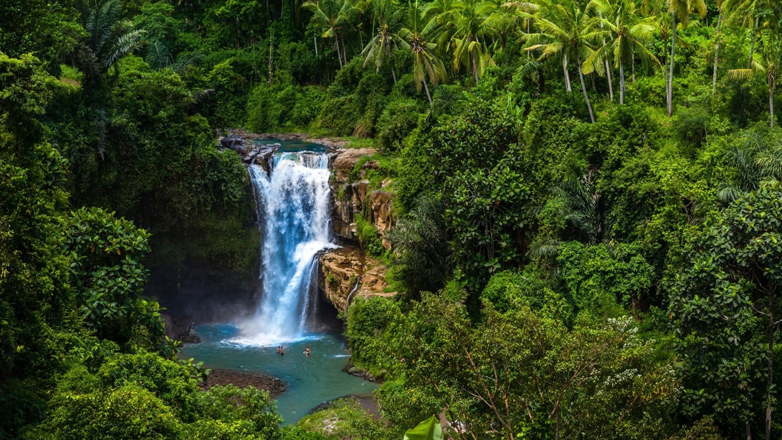 Gianyarwaterfall(2) 1